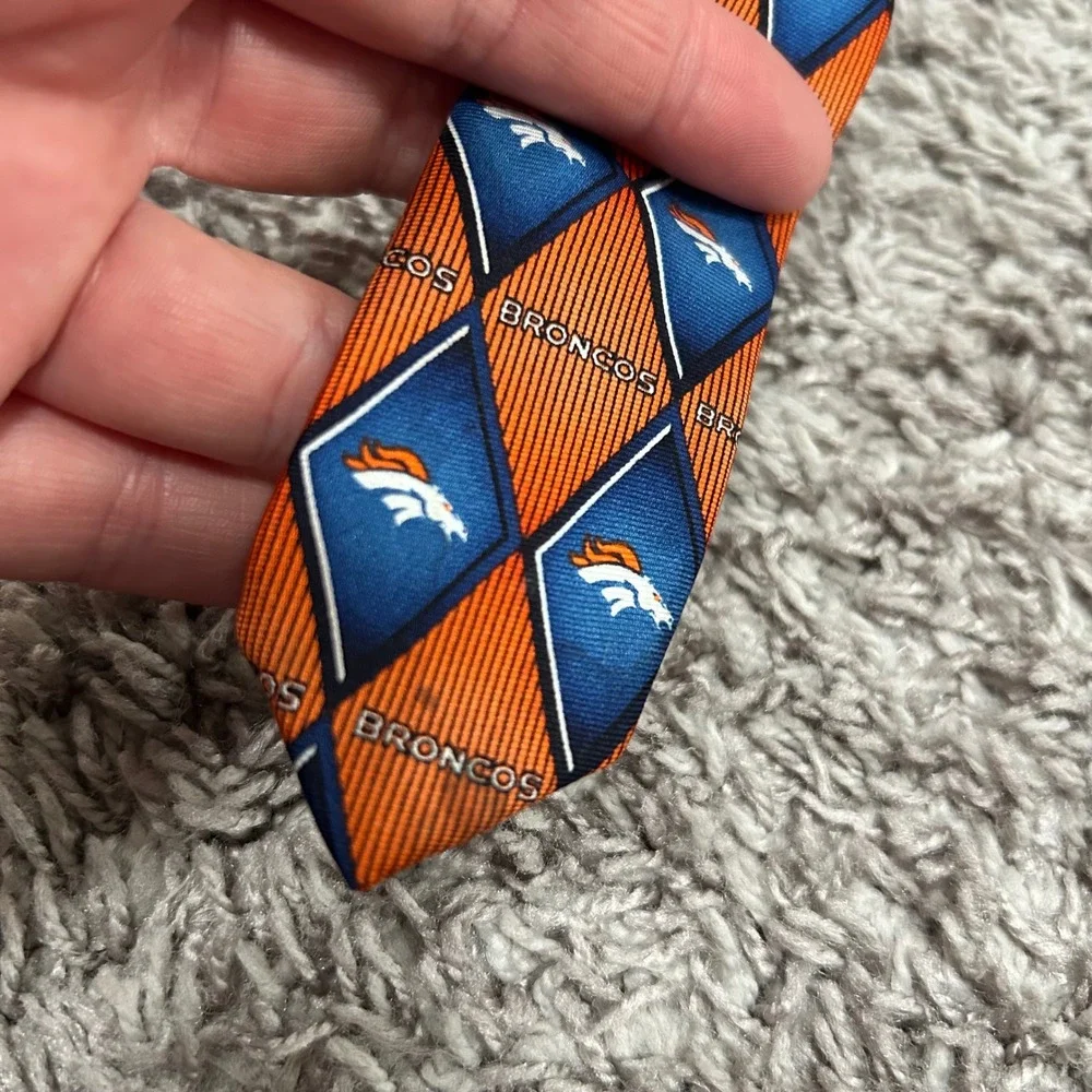 NFL Denver Broncos Mens Silk Necktie Orange Blue Diamond Logo‎ Pattern Tie
